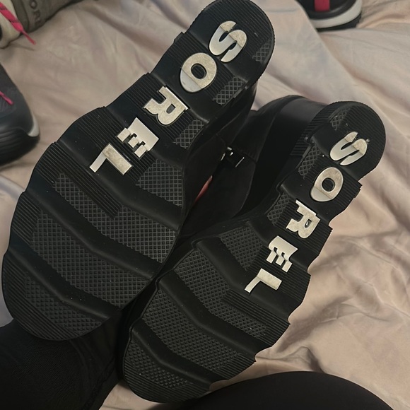 Sorel Joan Uptown Black Wedge Ankle Boots - Picture 4 of 5